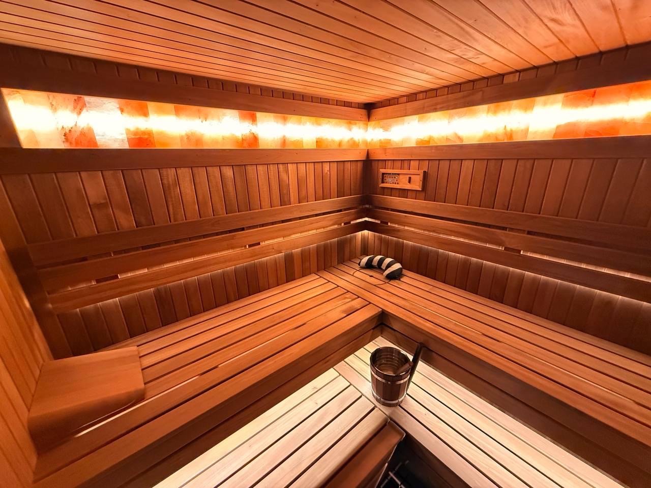 Atelier sauna installation — Interior space